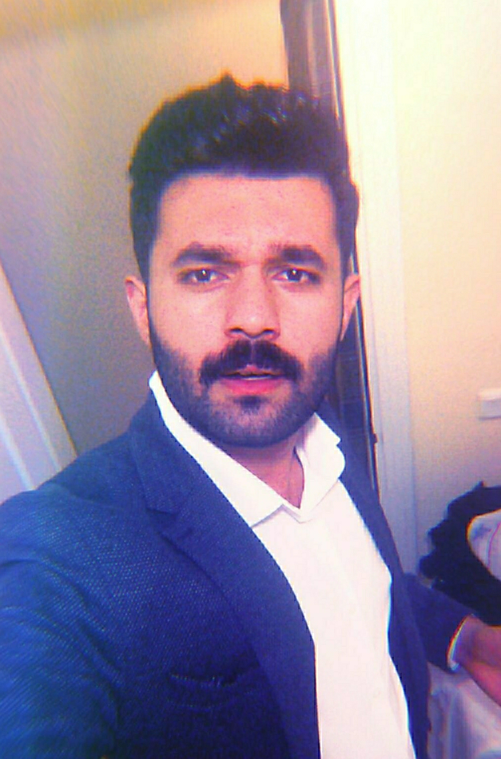 MAHİR