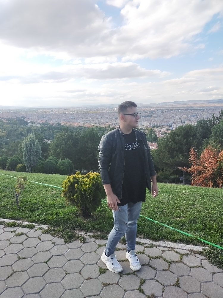 Ali