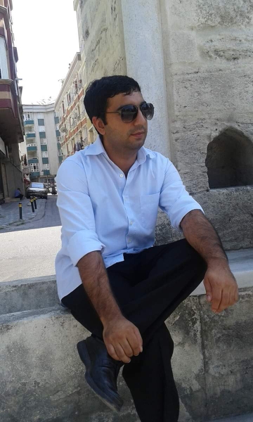 Sezer