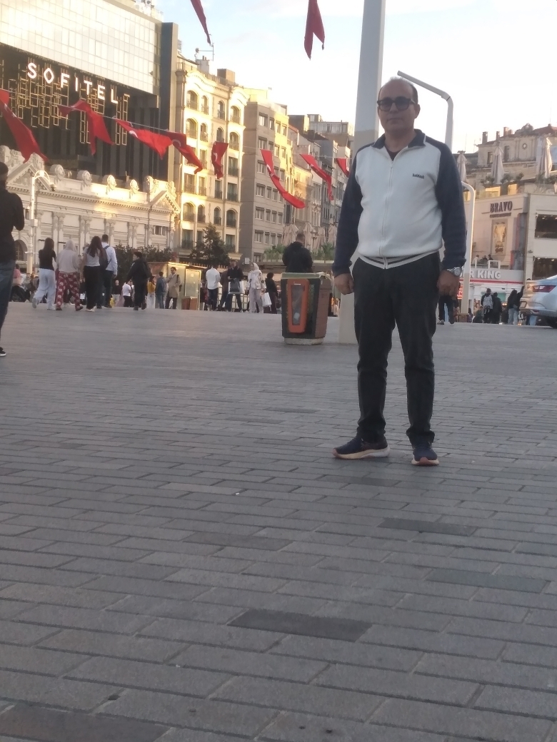 حسن