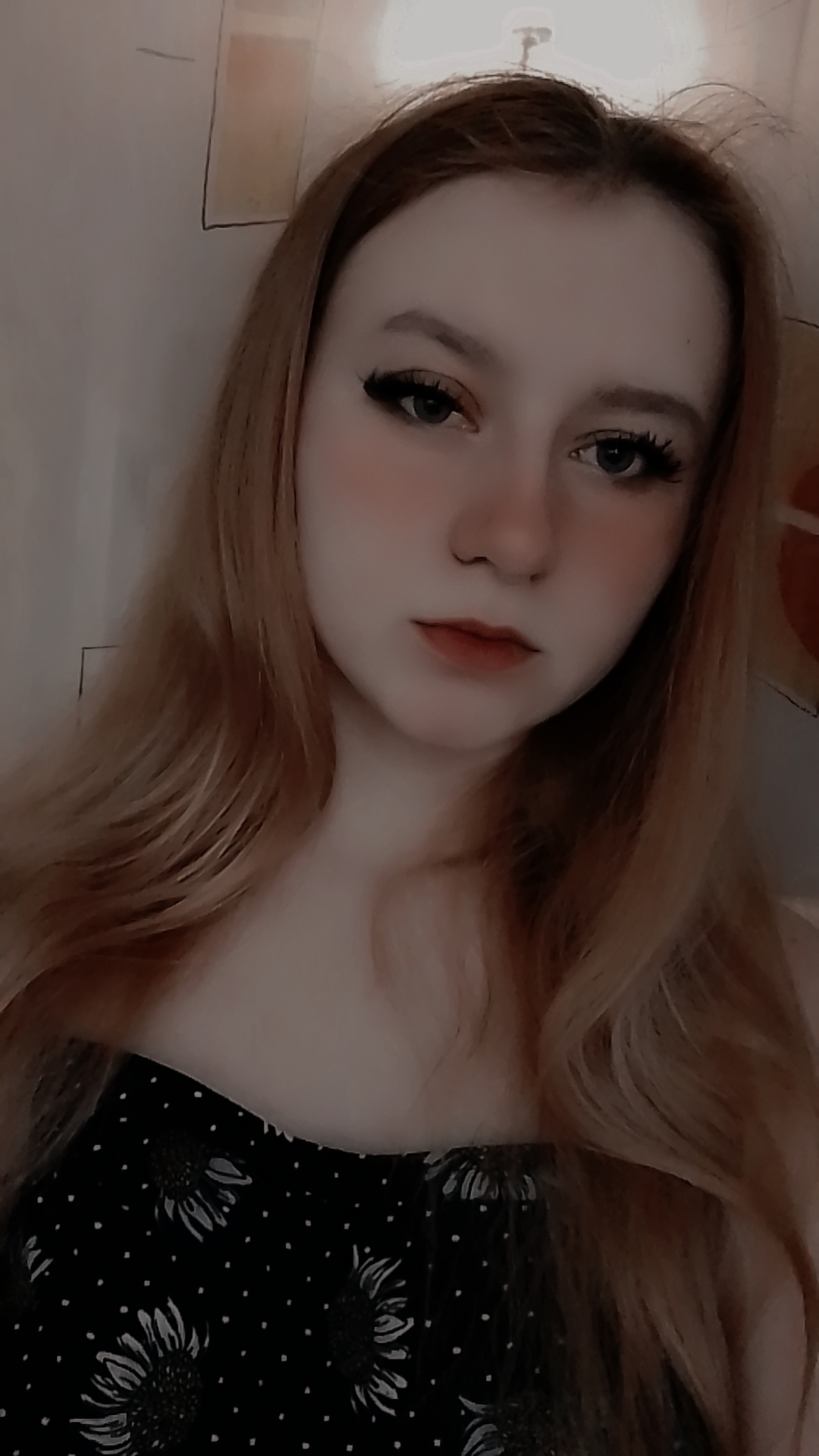 Оля