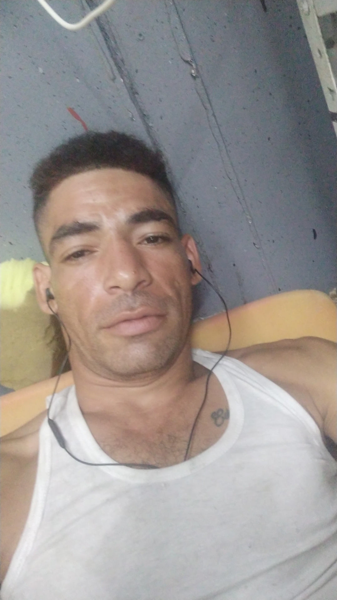 Carlos