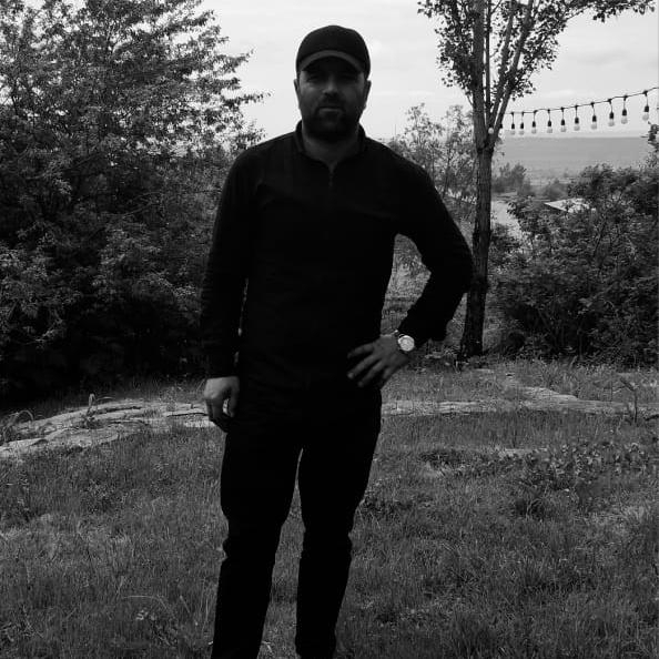 Zaur