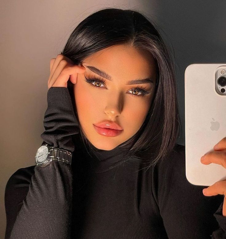 Parisa