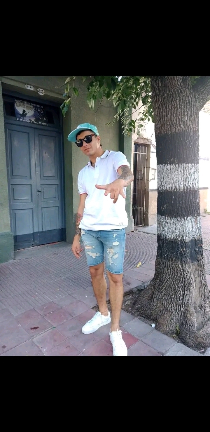 Maxi