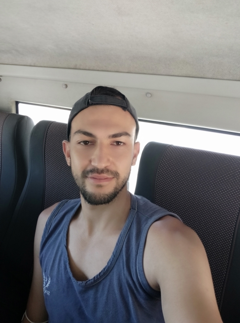 Ali