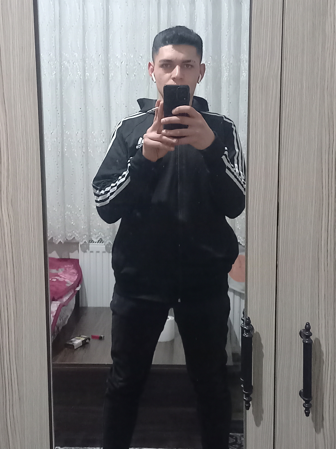 Naile