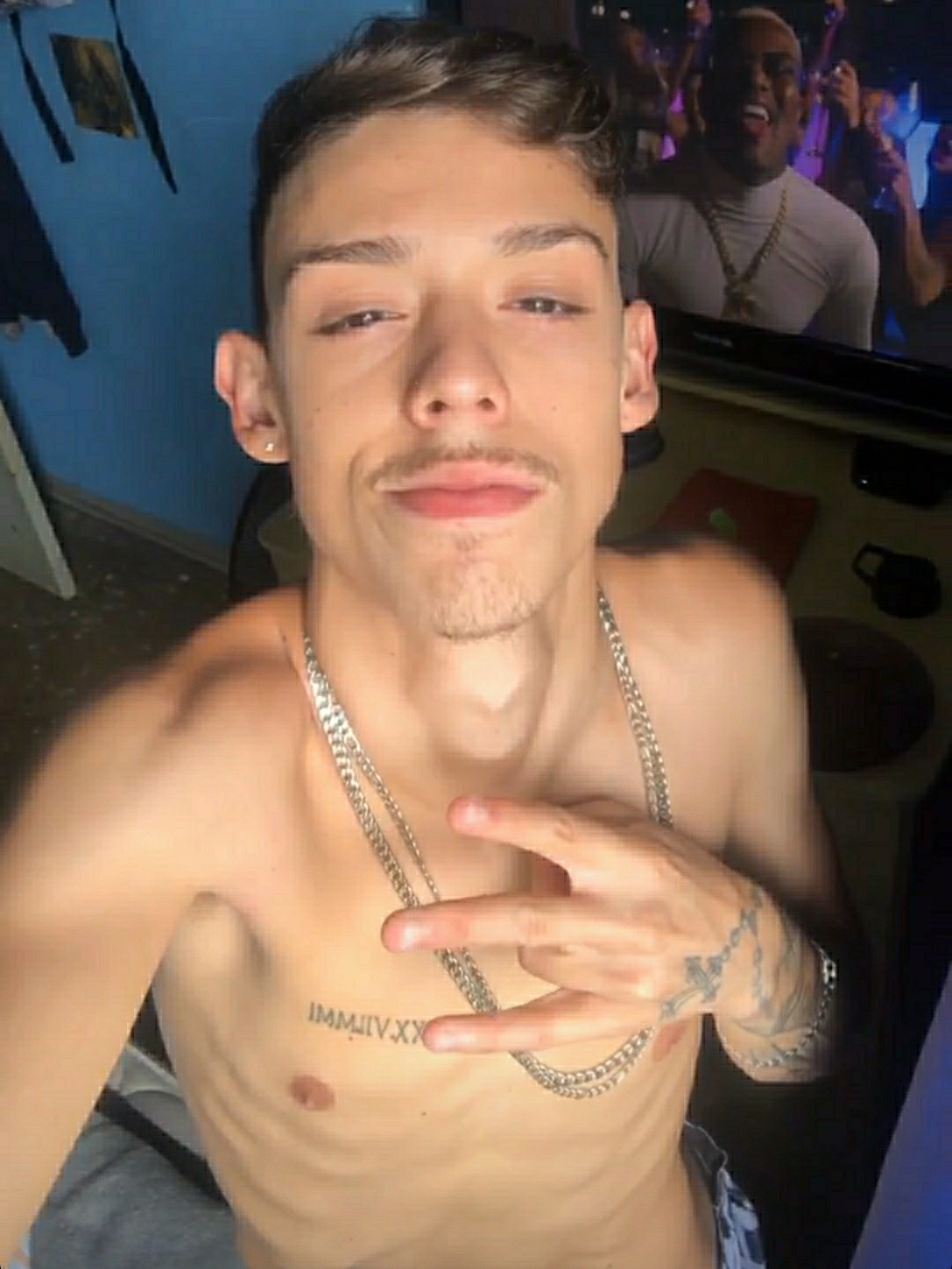 alex