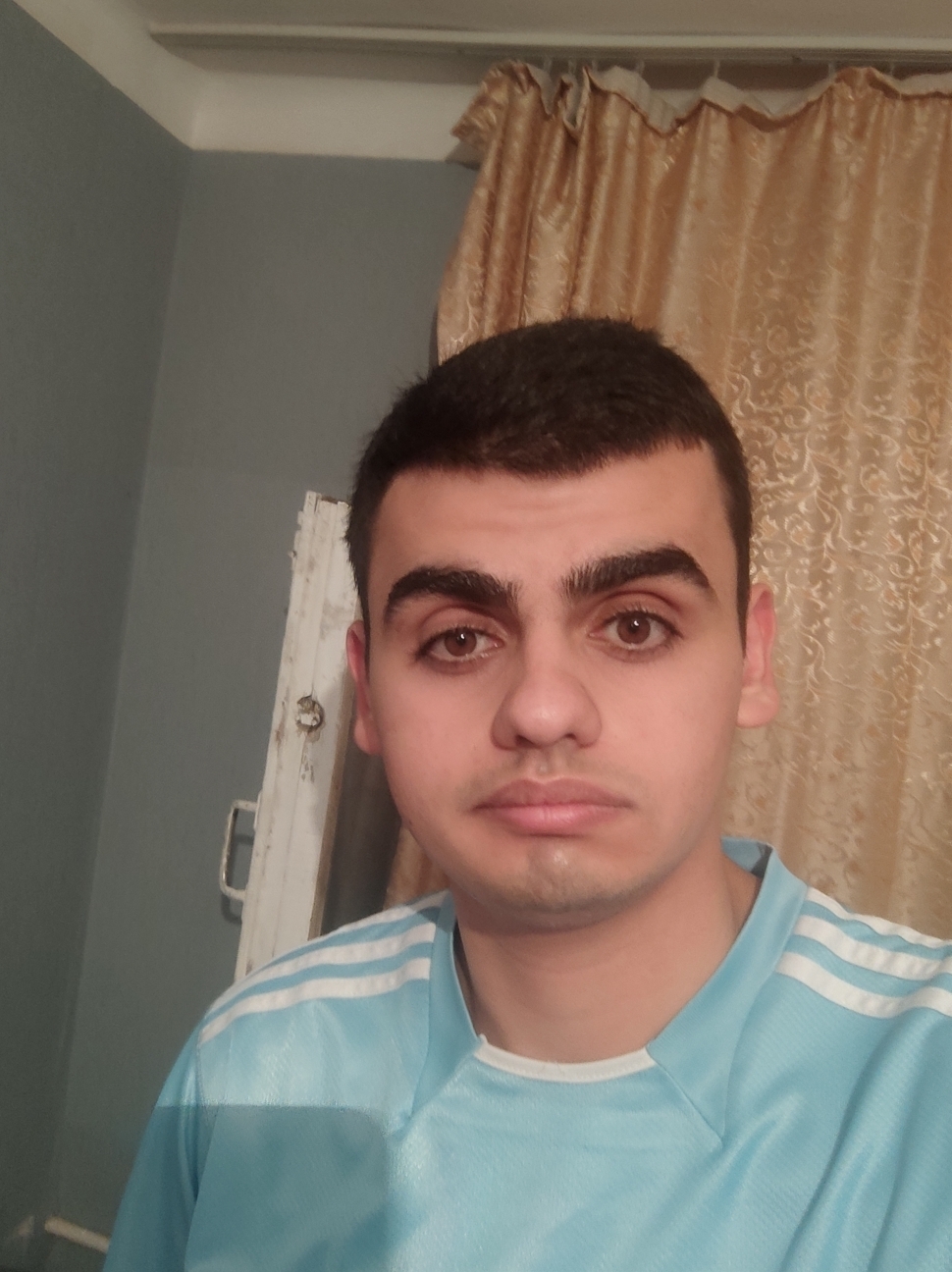 Adsiz