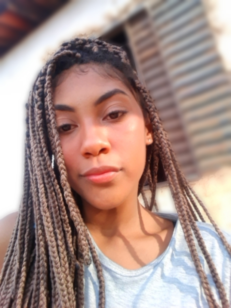 Thainá