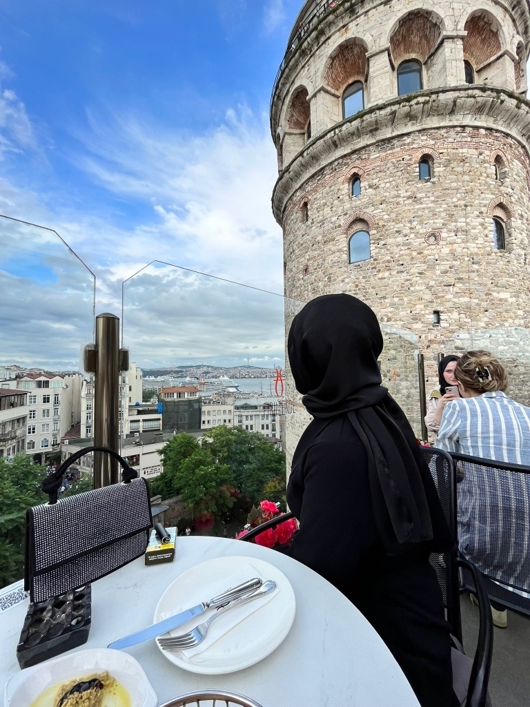 Ayşe