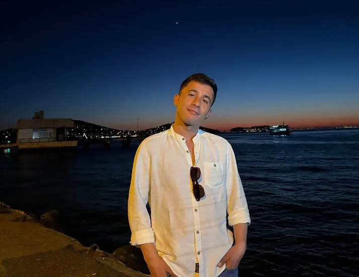 Özgür
