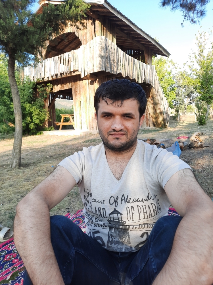 Akif