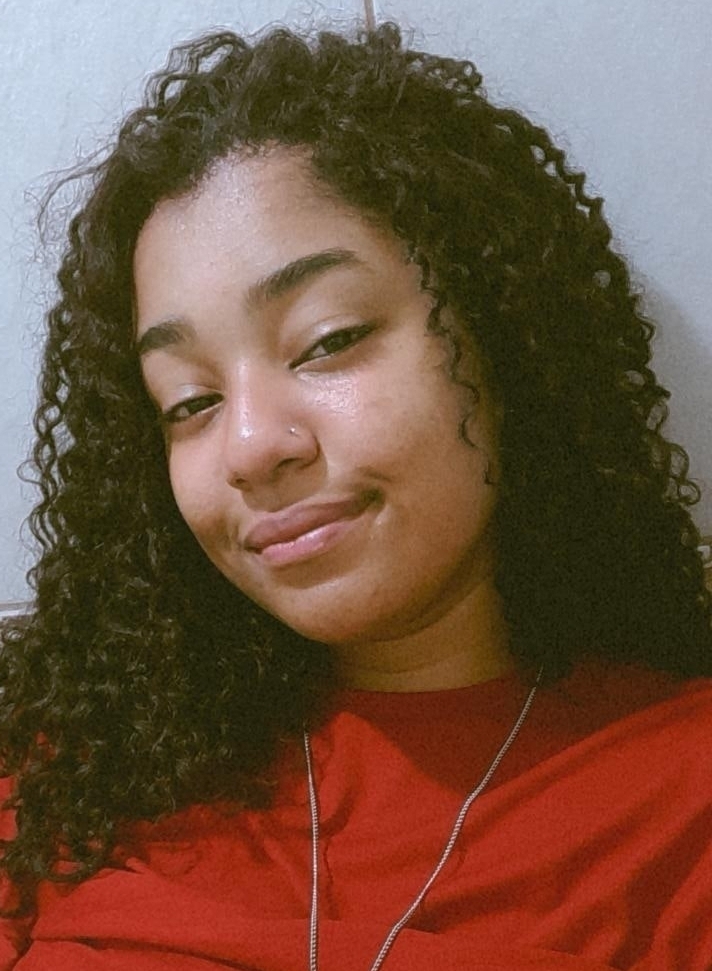 Thaíza