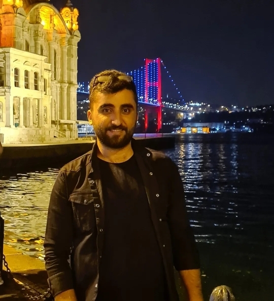 Yoldaş