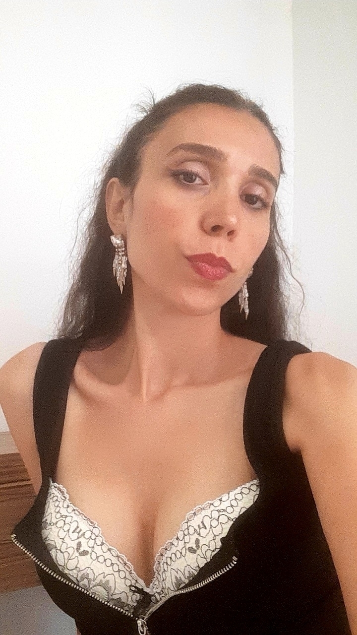 Ayşee