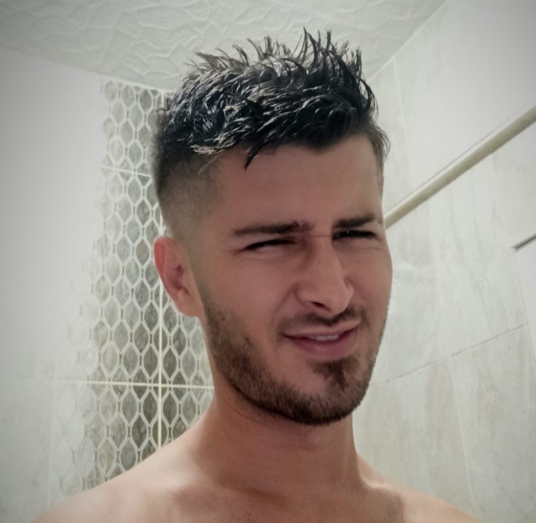 Özgür