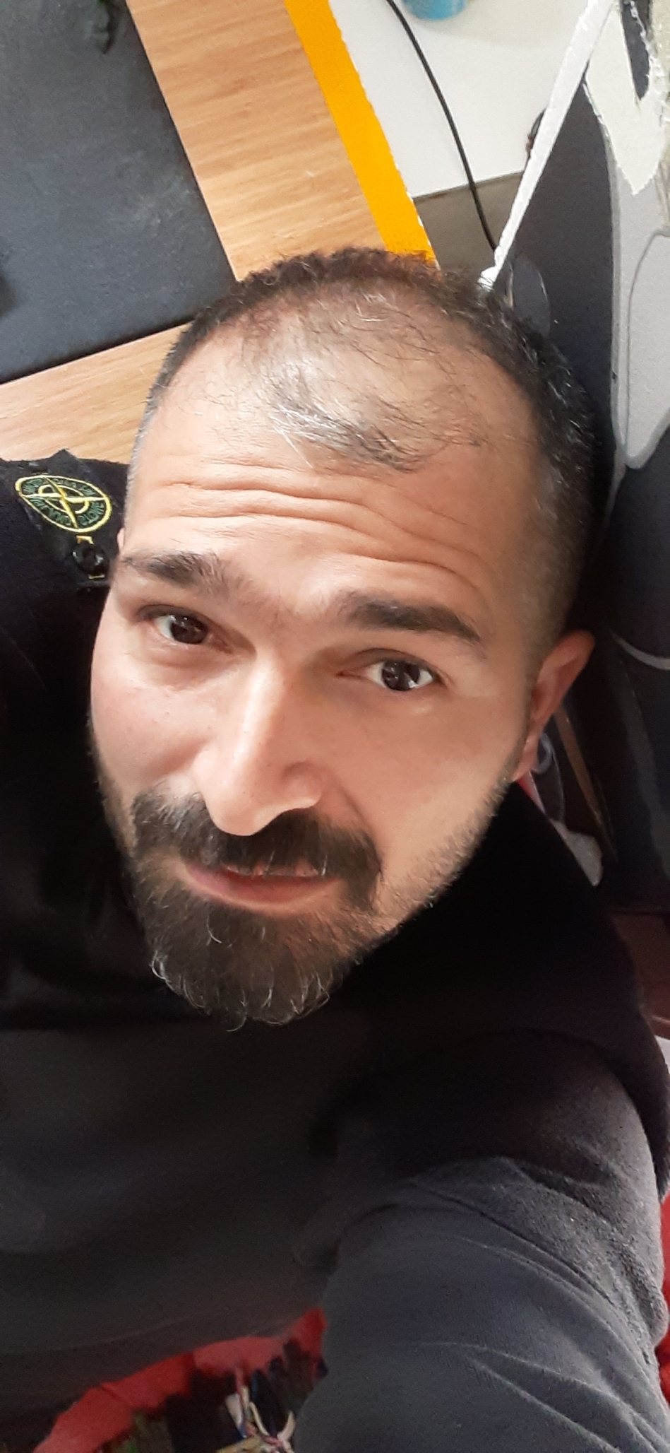 Özgür