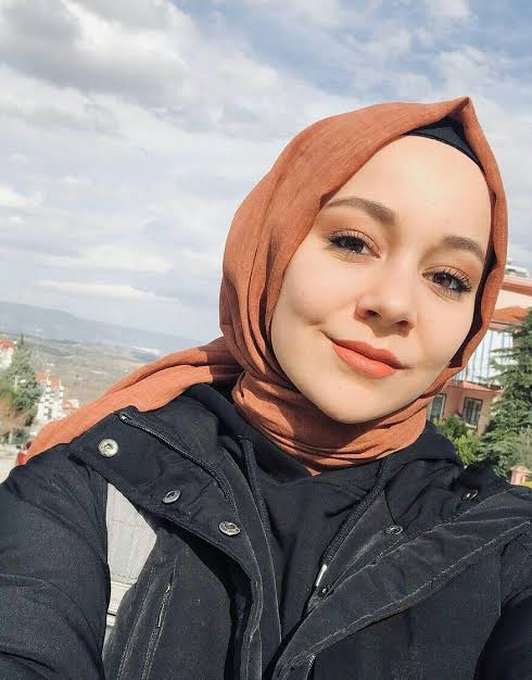 Ayşe
