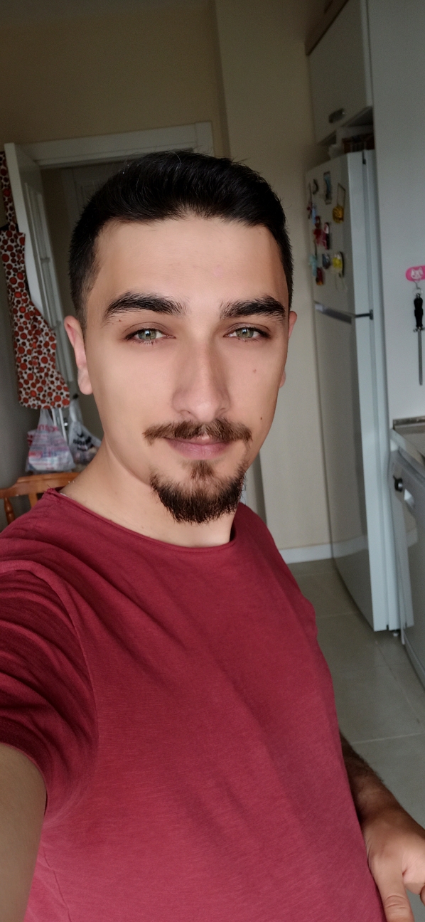 Piyanst
