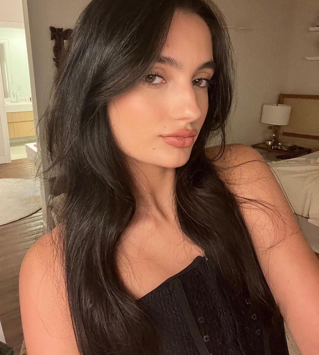 Özge