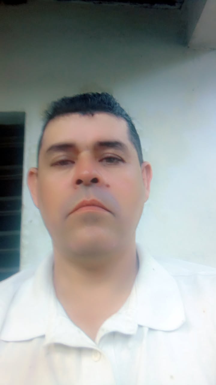 José