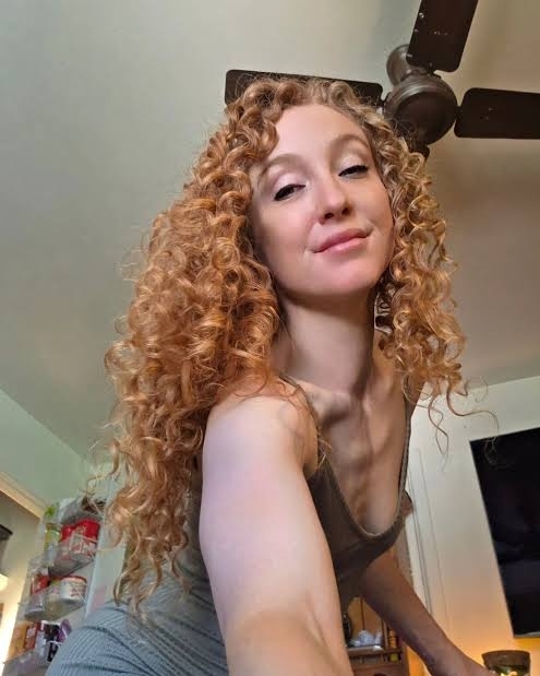 Mia