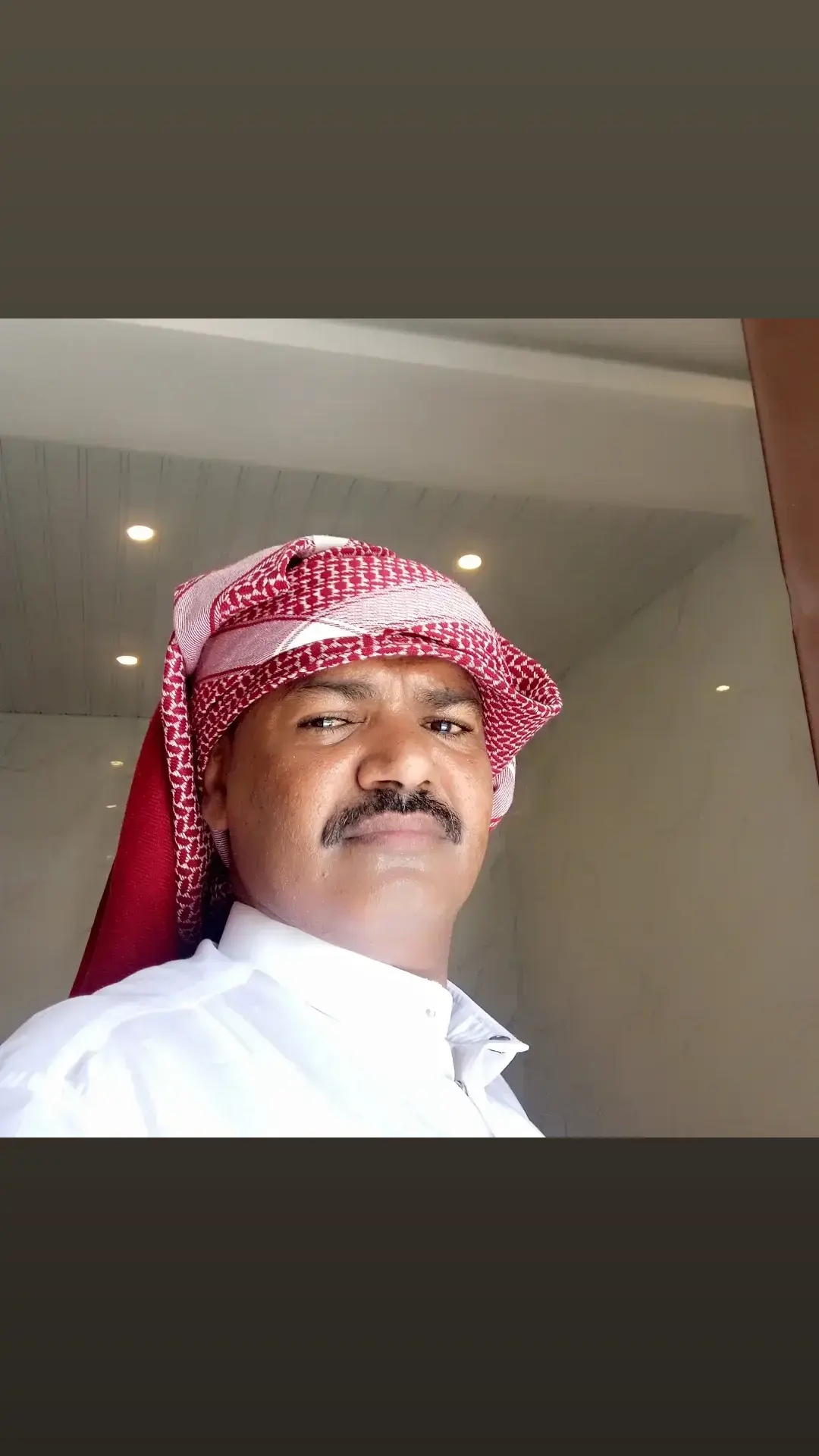 عادل