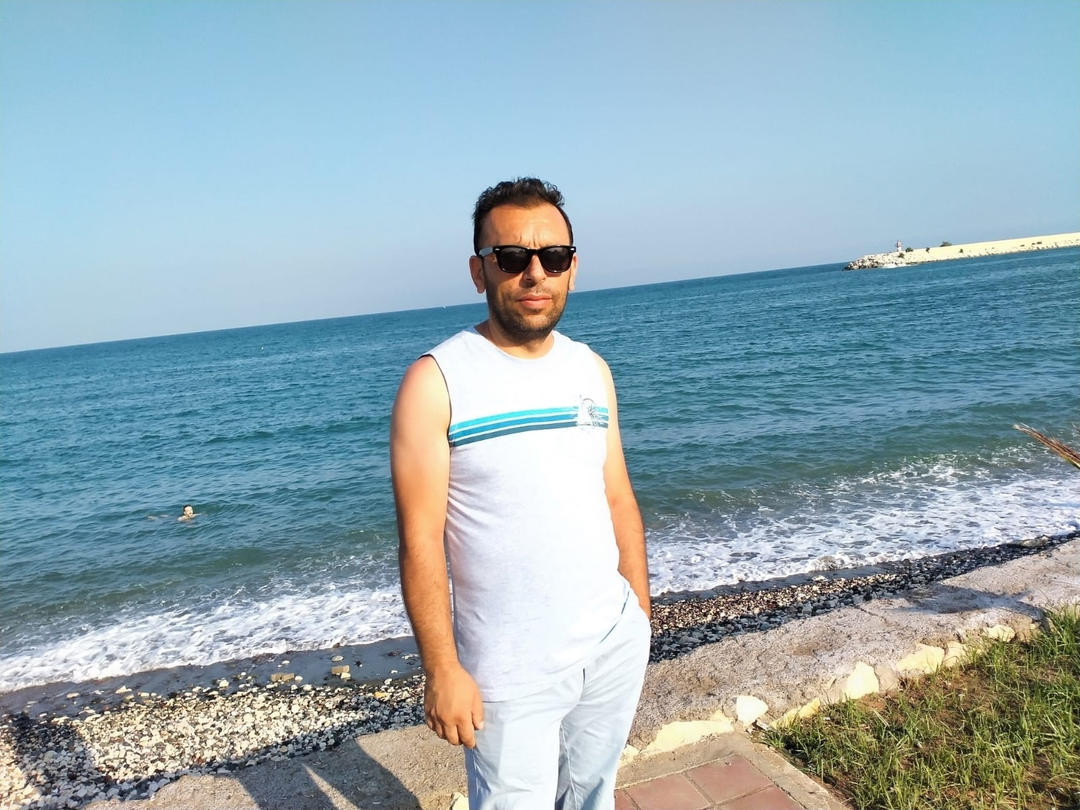 Ali