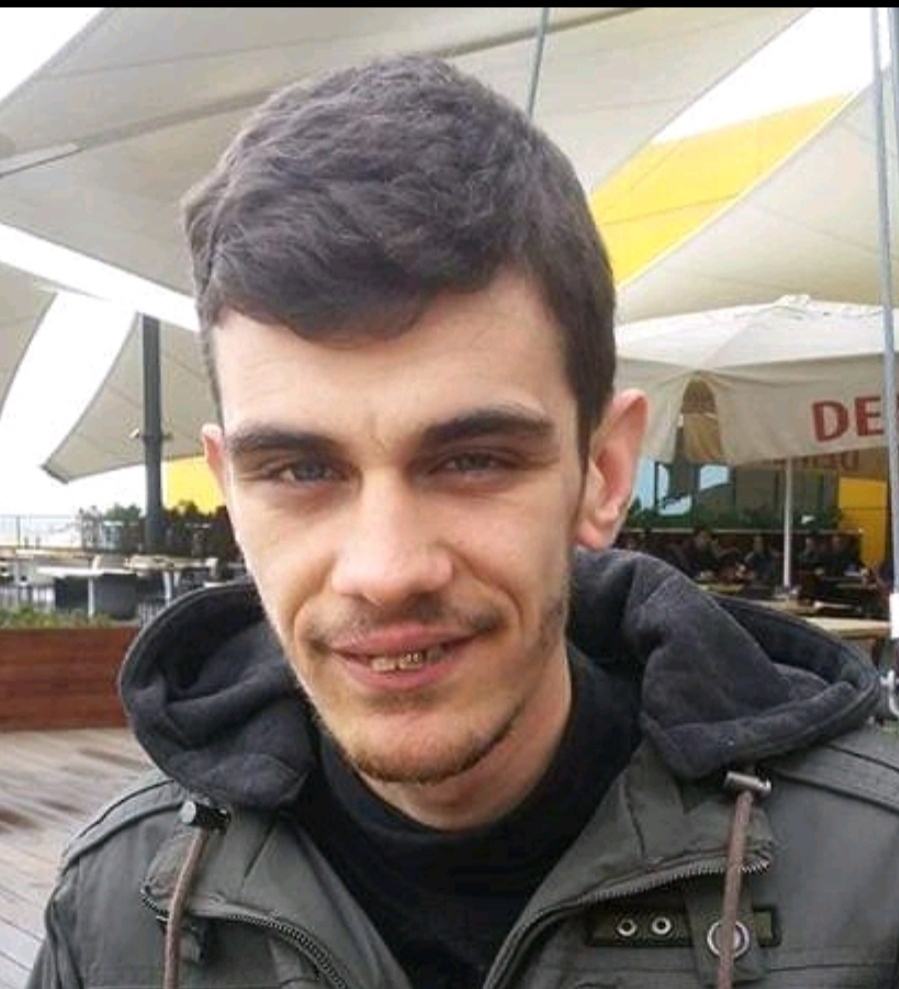Özgür
