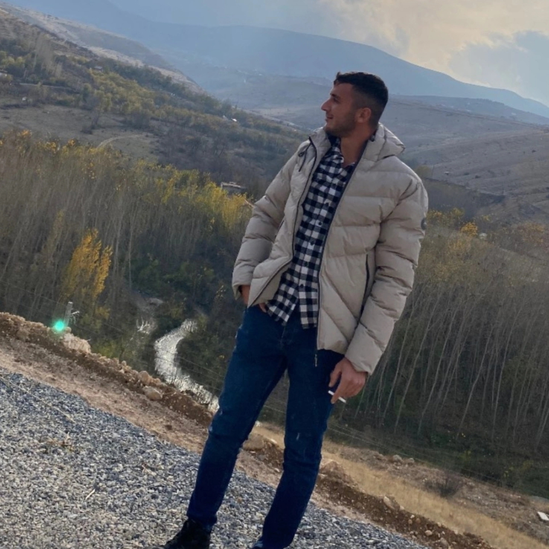 Ali