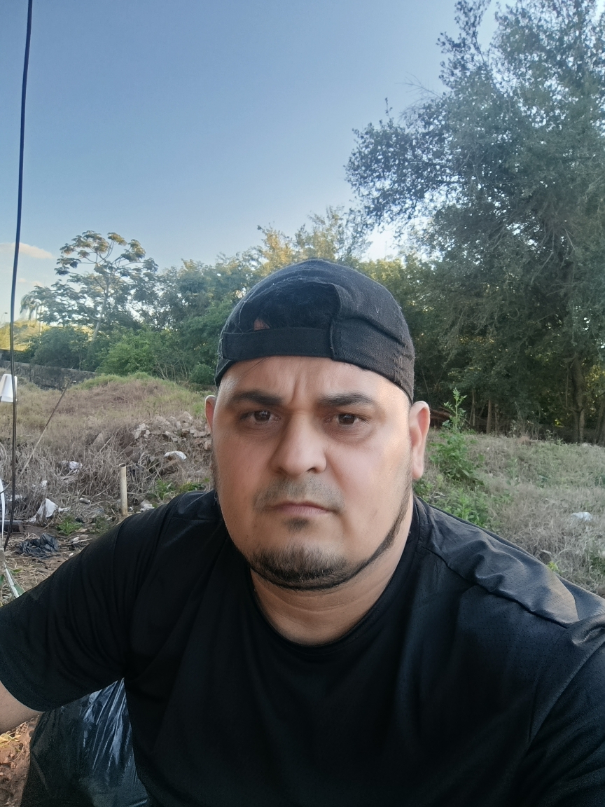 Victor