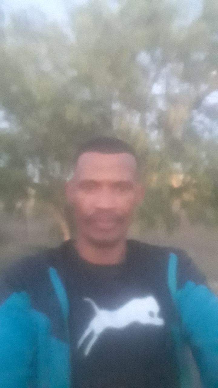 Riaan