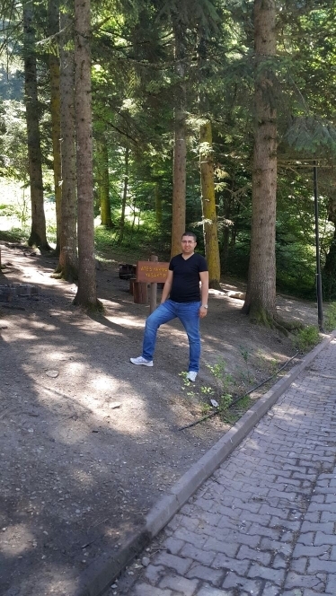 Akif