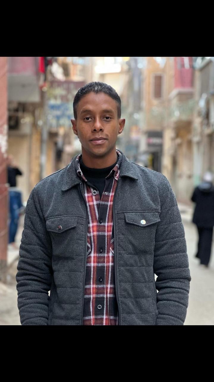 Mo