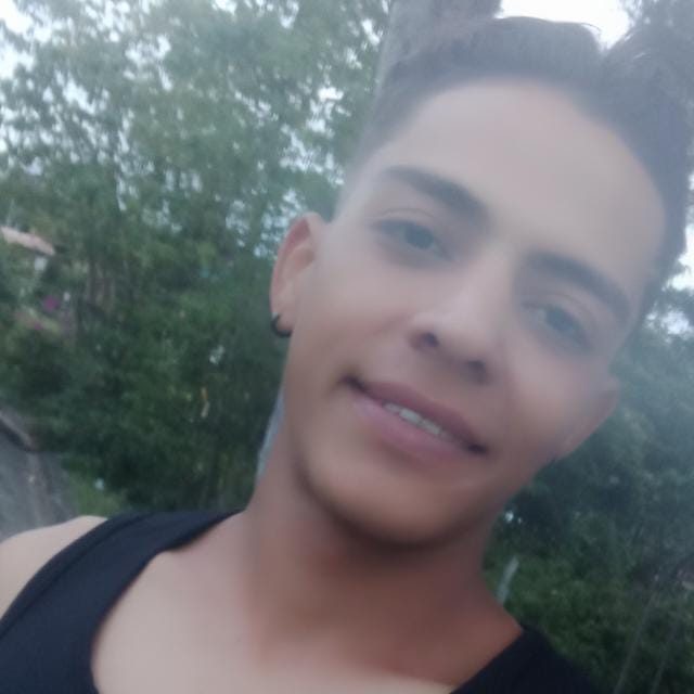 Yanstiv