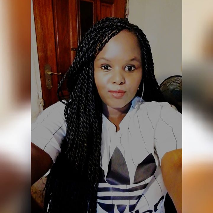 Akhona