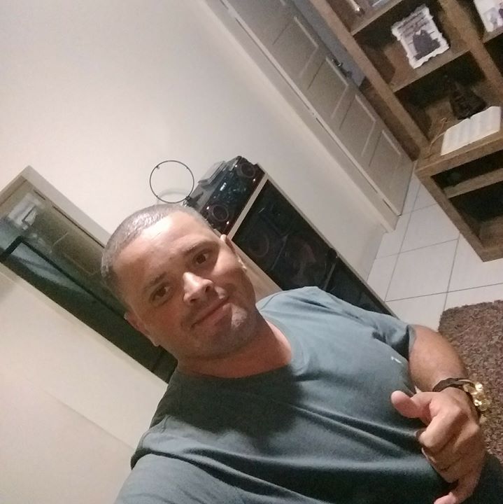 José