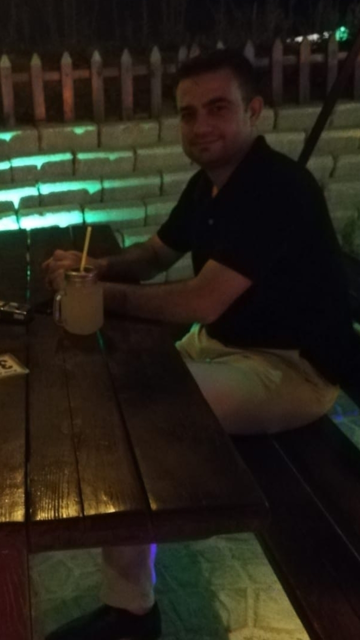 Ali
