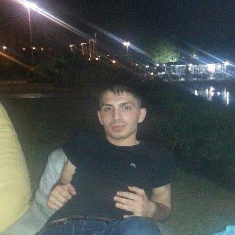 علي