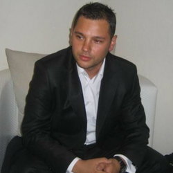 Hüseyin
