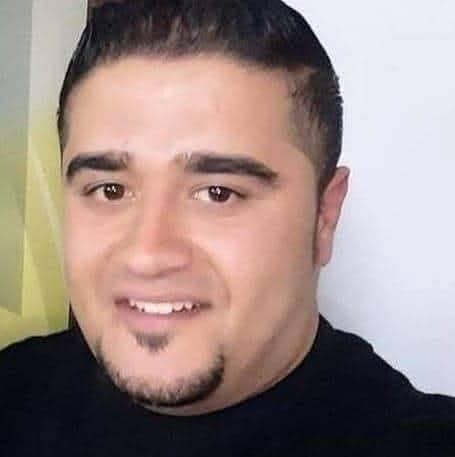 مصطفي