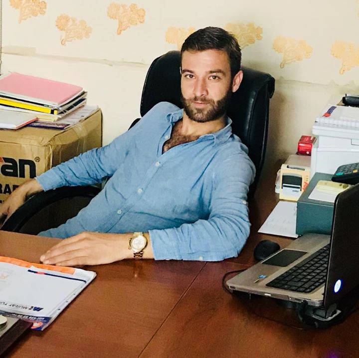 Özgür