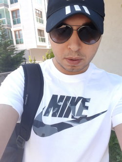 Özgür