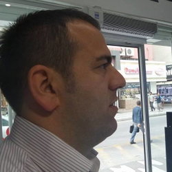 Özgür
