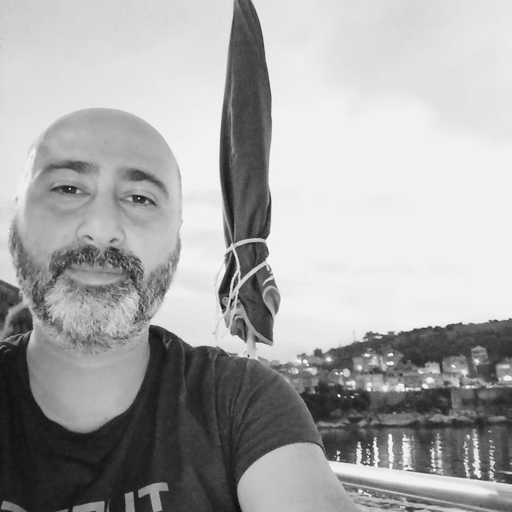 Özgür