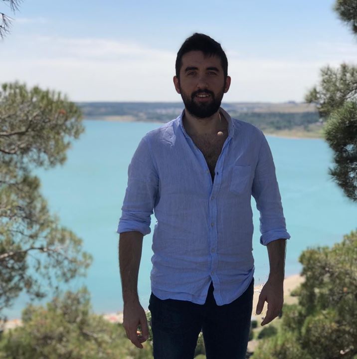 Özgür