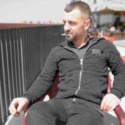 Mutlu
