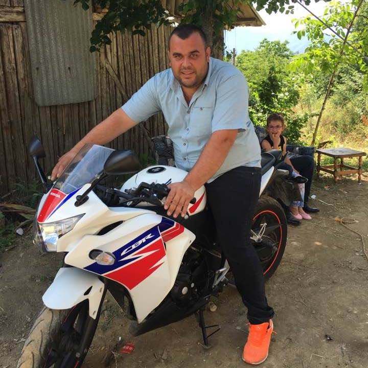 Özgür