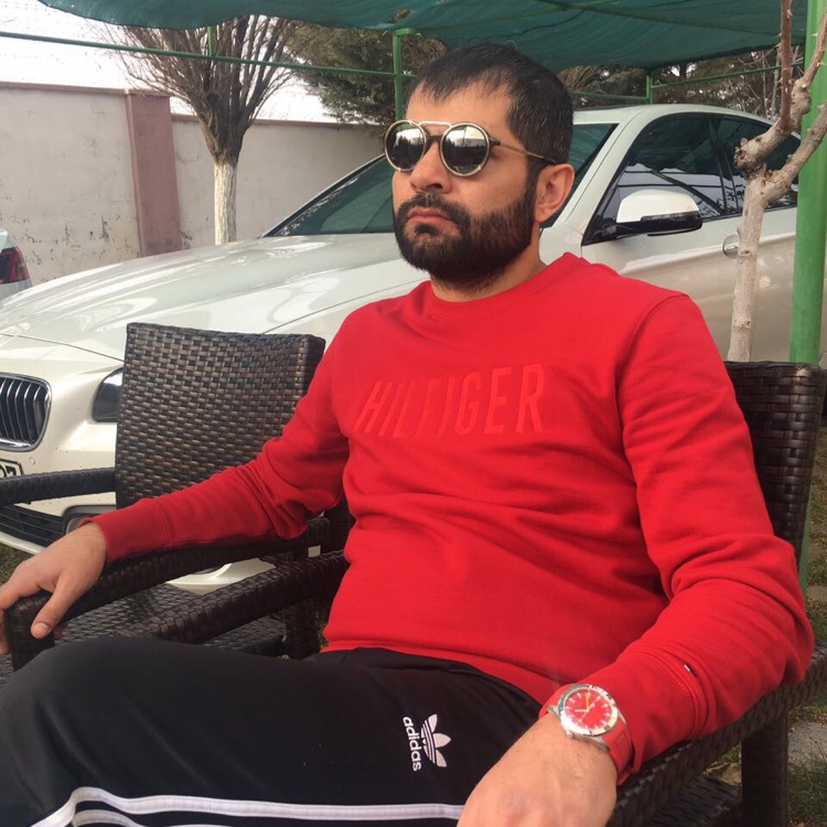 Ali